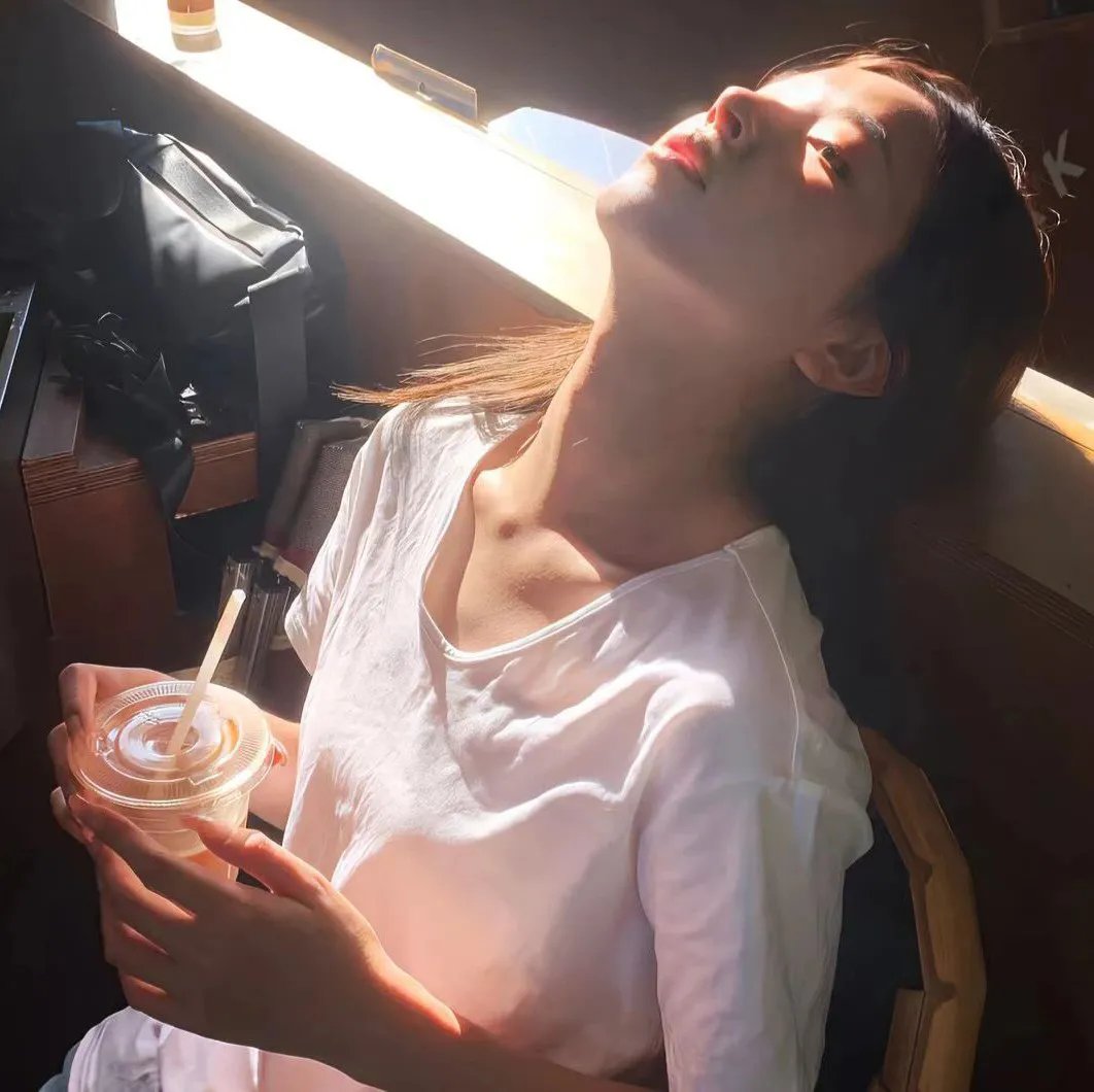 中世纪摩登